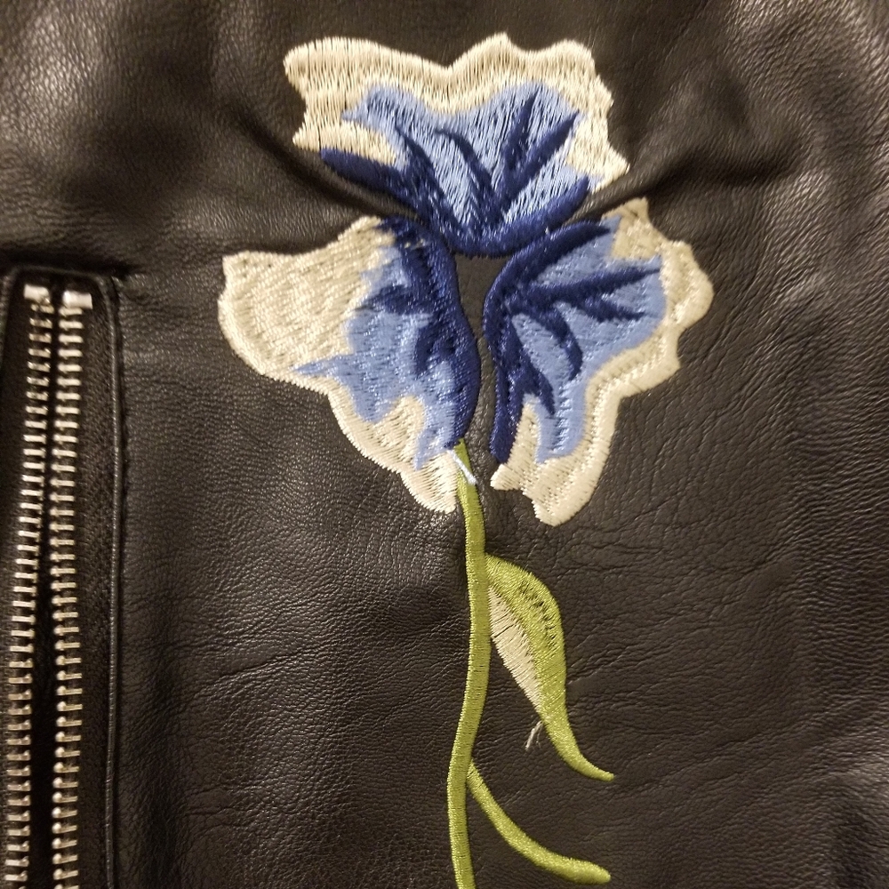 Jacket - Picture 9 of 10